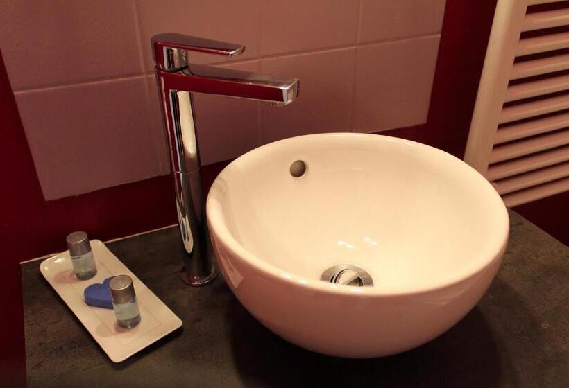 住宿加早餐  La Maison Du Prince De Condé