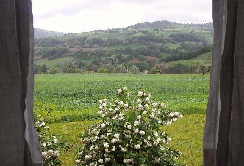 ベッドアンドブレックファースト Le Bumbarelle