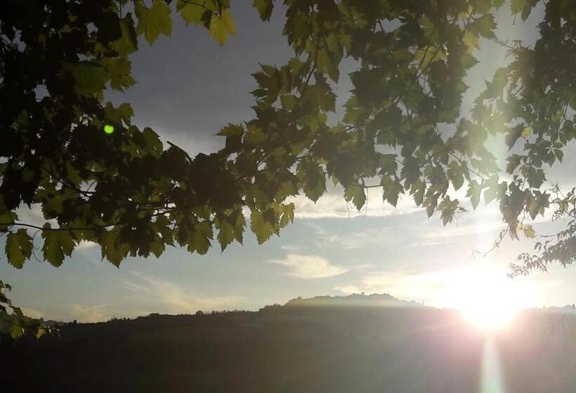 ベッドアンドブレックファースト Le Bumbarelle