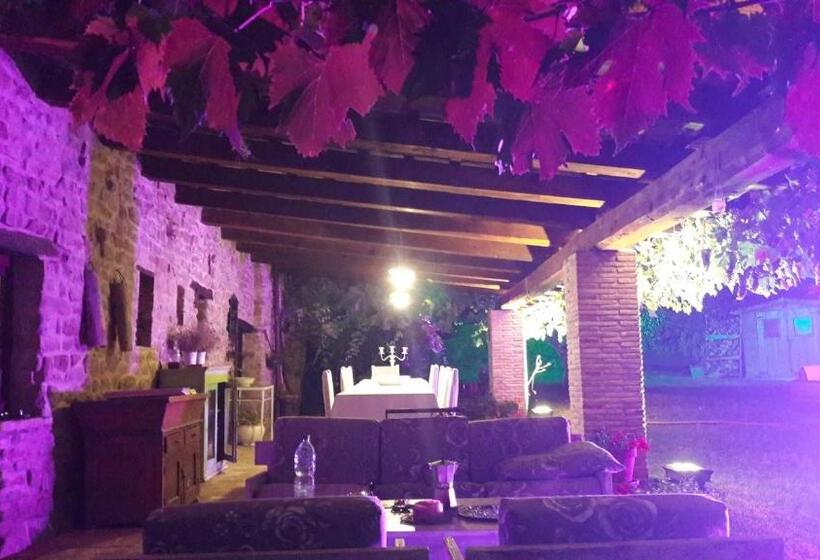 ベッドアンドブレックファースト Le Bumbarelle