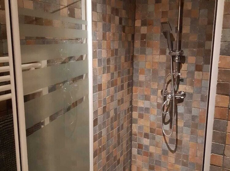 مبيت وإفطار Le Vieux Platane