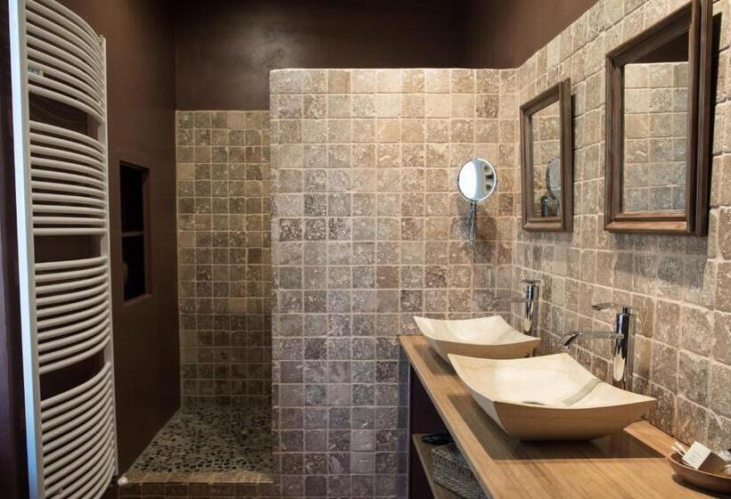 مبيت وإفطار O Palmier Caché