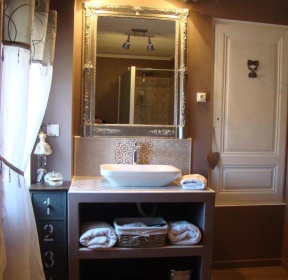 مبيت وإفطار O Palmier Caché