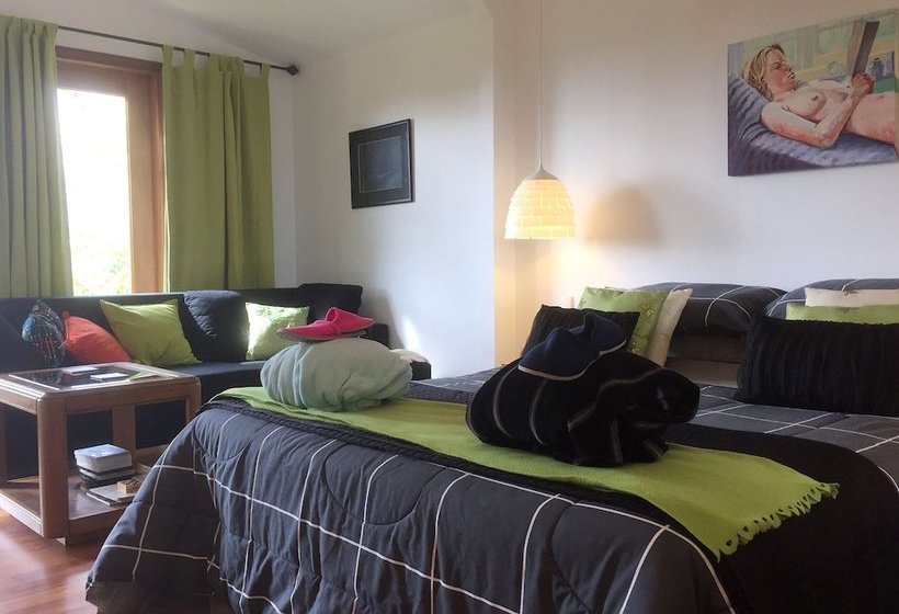 Bed and Breakfast The Jonathan Art Centre