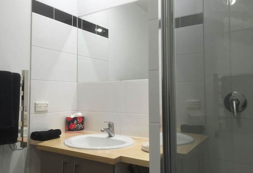 Bed and Breakfast The Jonathan Art Centre