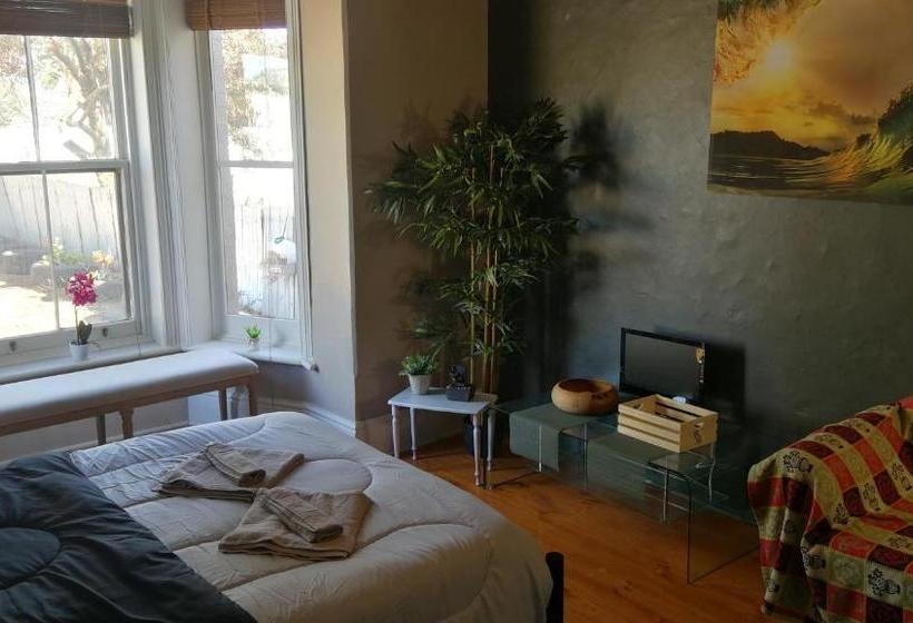 민박 Vagabond Historic