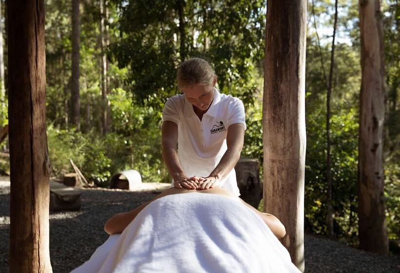 Carawirry Forest Escape