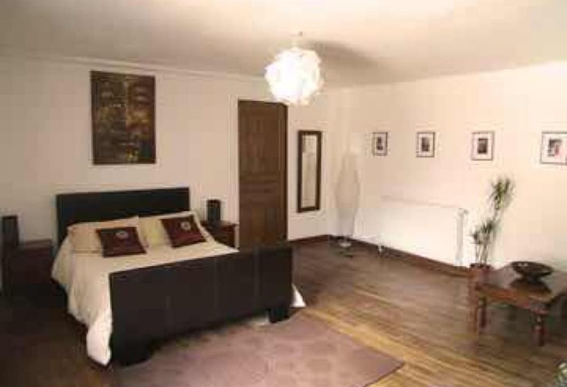 Chaillac Bed & Breakfast