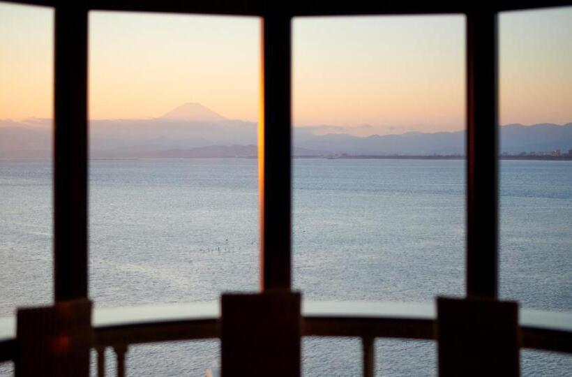 Enoshima Hotel ーenoshima Island Spa Hotel Buildingー