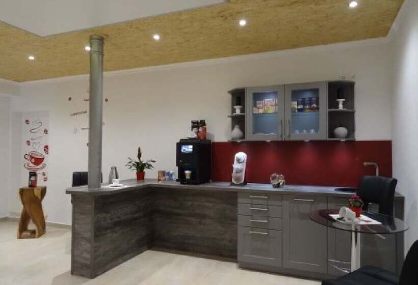 호텔 Apartment Panorama 1 Near Airport