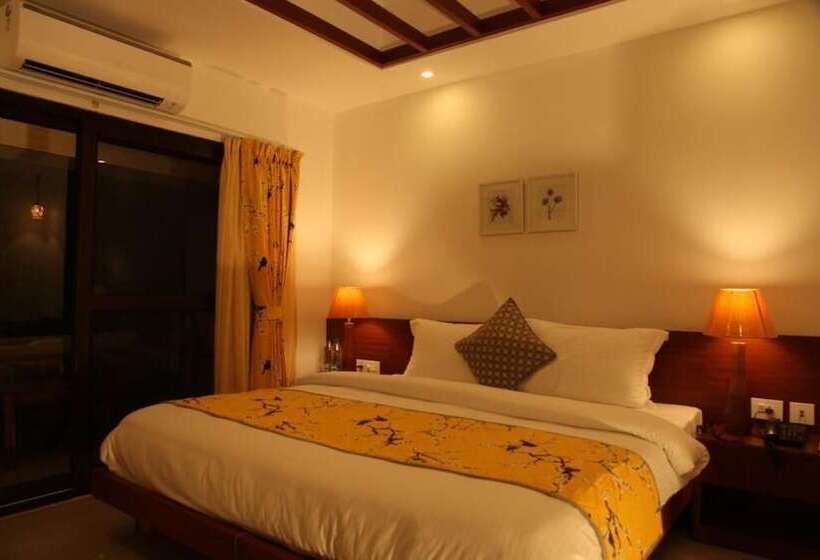 ホテル Aranya Nivas Resort