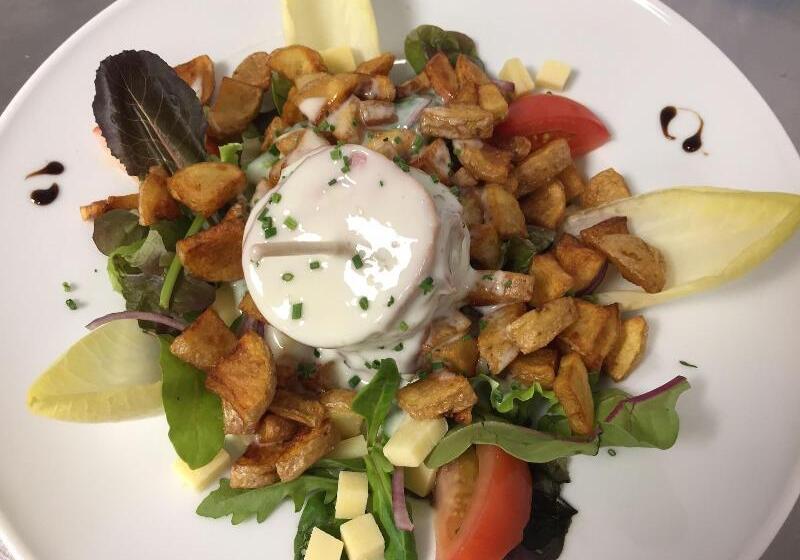 ホテル Auberge Du Chateau De Joux