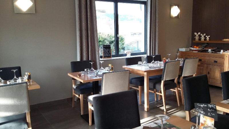 בית מלון כפרי Auberge Du Chateau De Joux