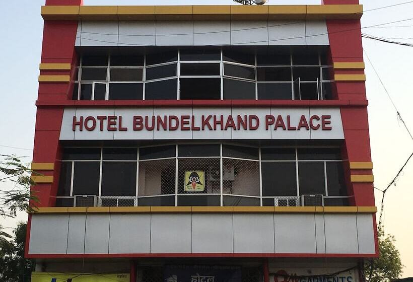 Отель Bundelkhand Palace