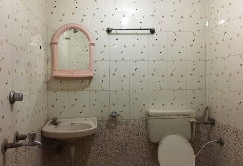 Отель Bundelkhand Palace