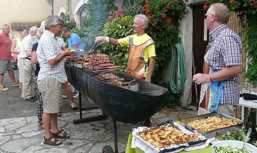 בית מלון כפרי Chateau De Lacomte