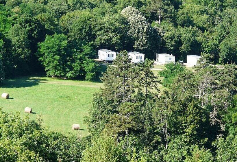 ホテル Chateau De Lacomte