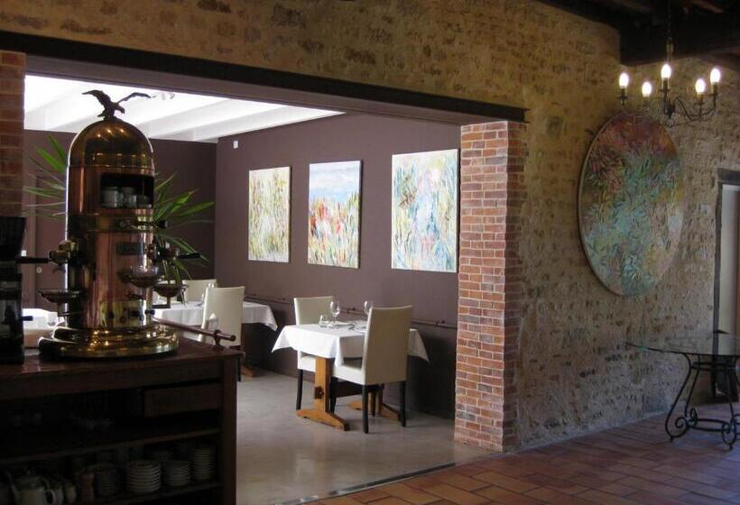 ホテル Clos De La Court D Aron