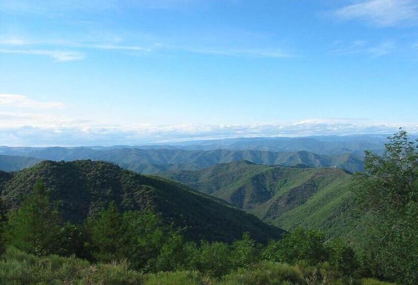 فندق Domaine De Blancardy