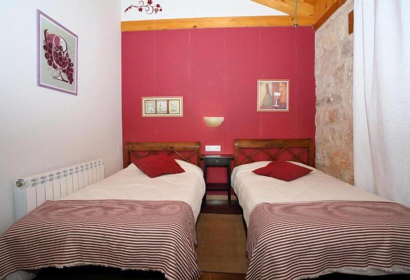 فندق El Lagar De La Navazuela