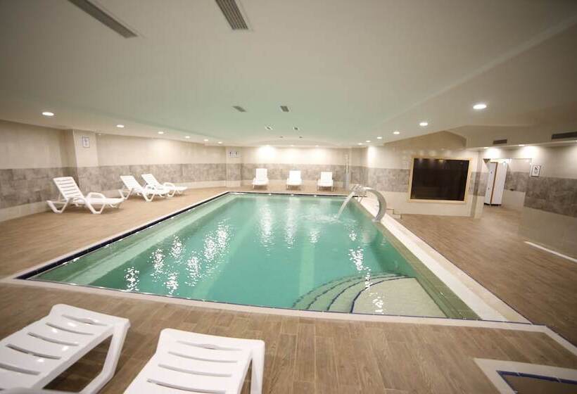 בית מלון כפרי Ema Ozturk Thermal