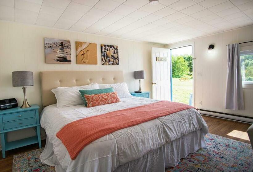 فندق Friars Bay Inn & Cottages