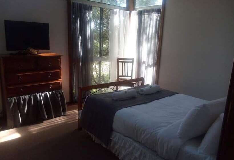 בית מלון כפרי Guyra Summit Caravan Park