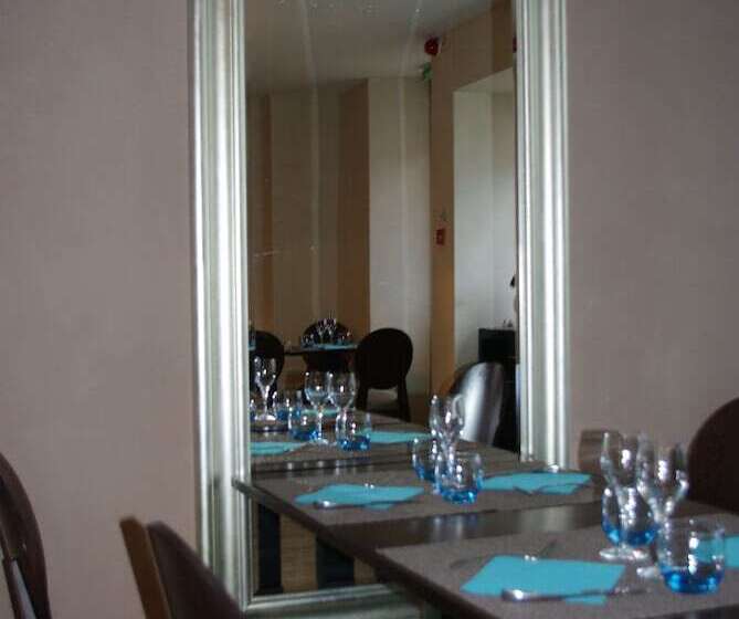 فندق Hôtel Des Voyageurs