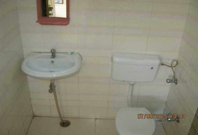 Отель Janardan Resort Pangot