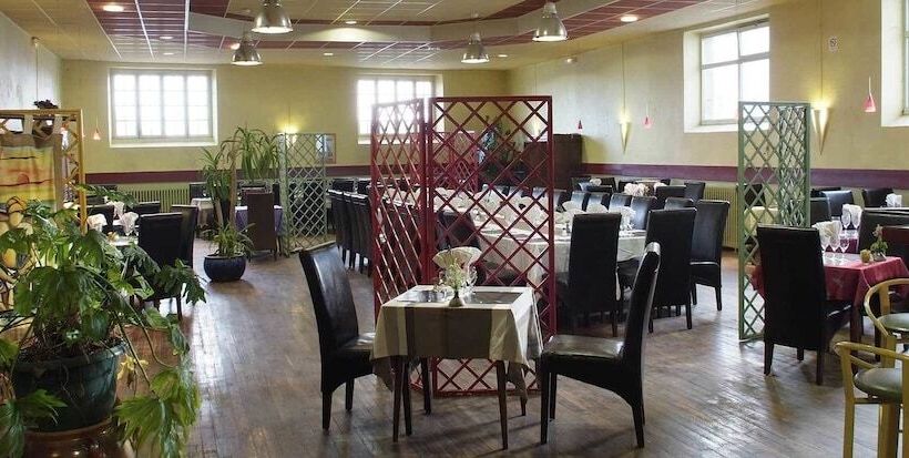 בית מלון כפרי Le Relais Du Nevet