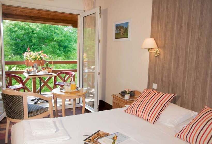 Отель Les Trois Soleils