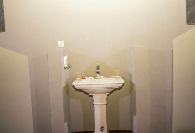 ホテル Mabata Makali Lodge & Campsite