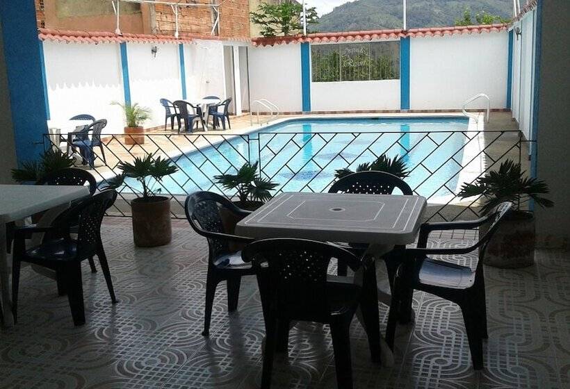 فندق Orquidea Resort