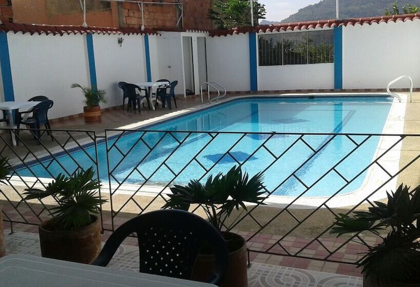 فندق Orquidea Resort