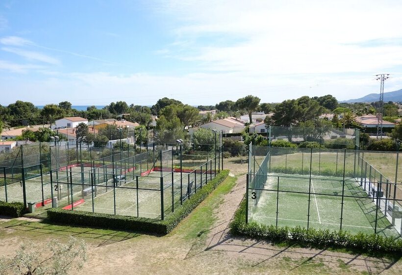 ホテル Playa Montroig Camping Resort