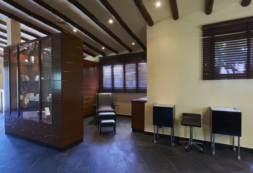 בית מלון כפרי Playa Montroig Camping Resort