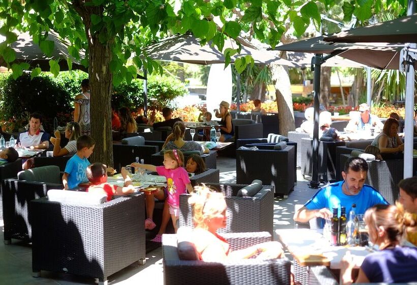 فندق Playa Montroig Camping Resort