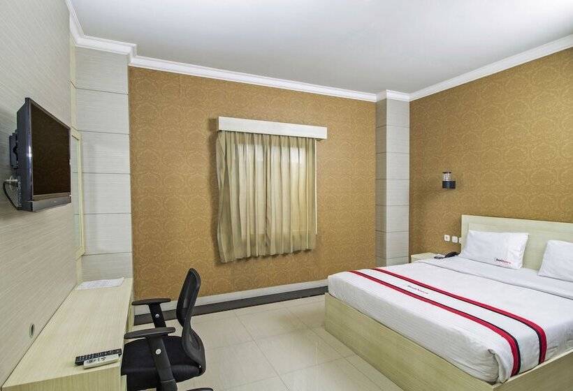 هتل Reddoorz @ Kebayoran Lama