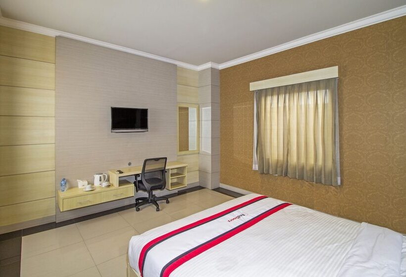 هتل Reddoorz @ Kebayoran Lama