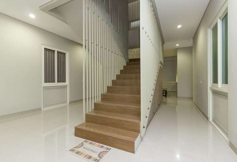 هتل Reddoorz Plus @ Patal Senayan