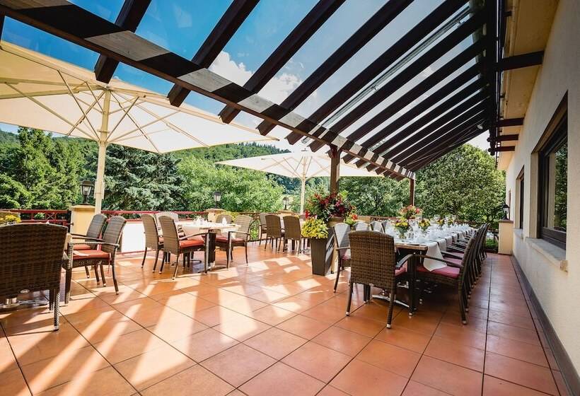 בית מלון כפרי Restaurant Bastenhaus