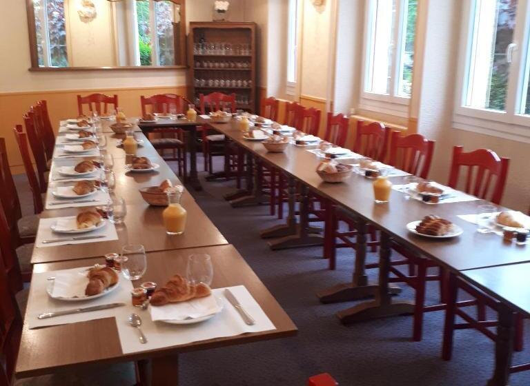 ホテル Restaurant Le Centre