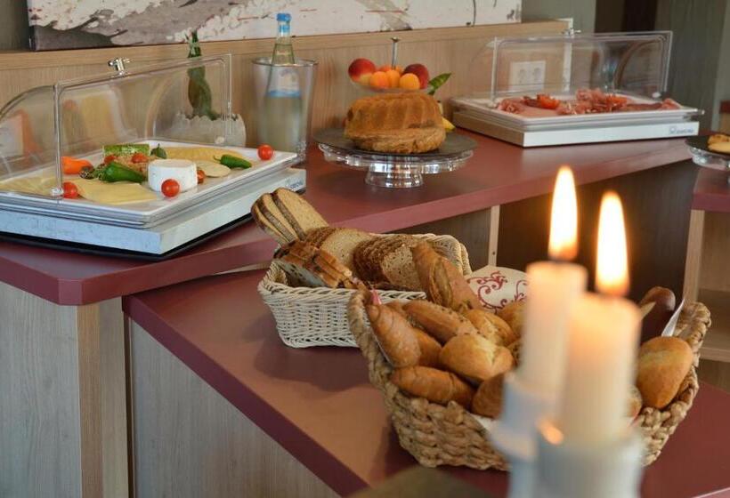 ホテル Restaurant Weingut Kapellenhof