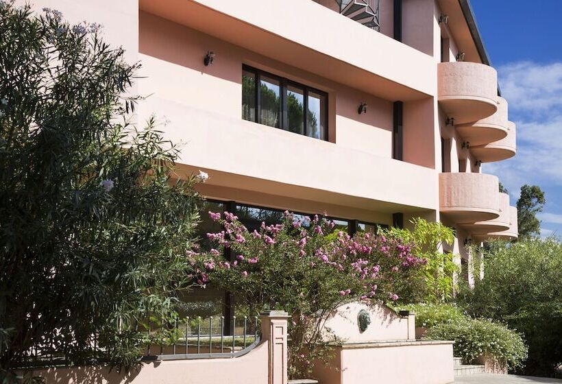 בית מלון כפרי Roccamare Resort   Casa Di Levante