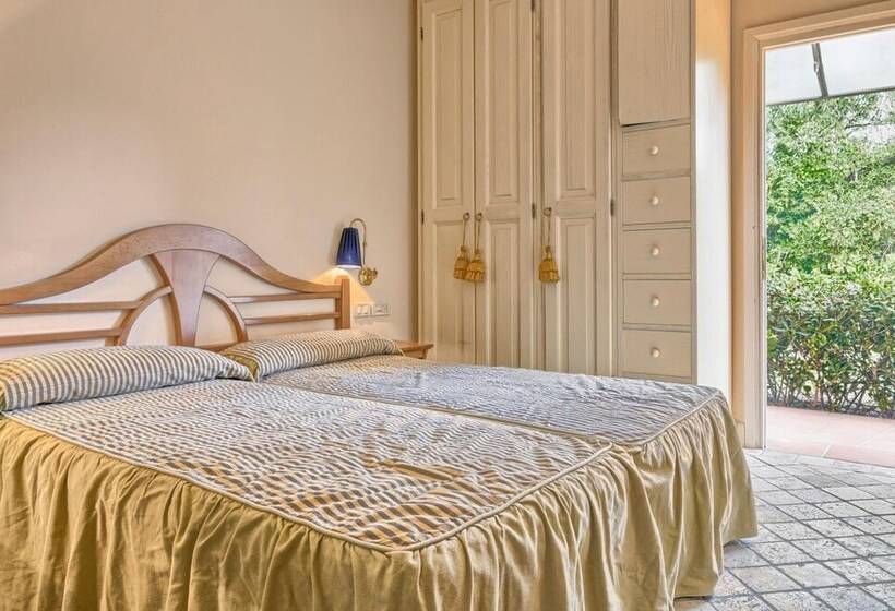 בית מלון כפרי Roccamare Resort   Casa Di Levante