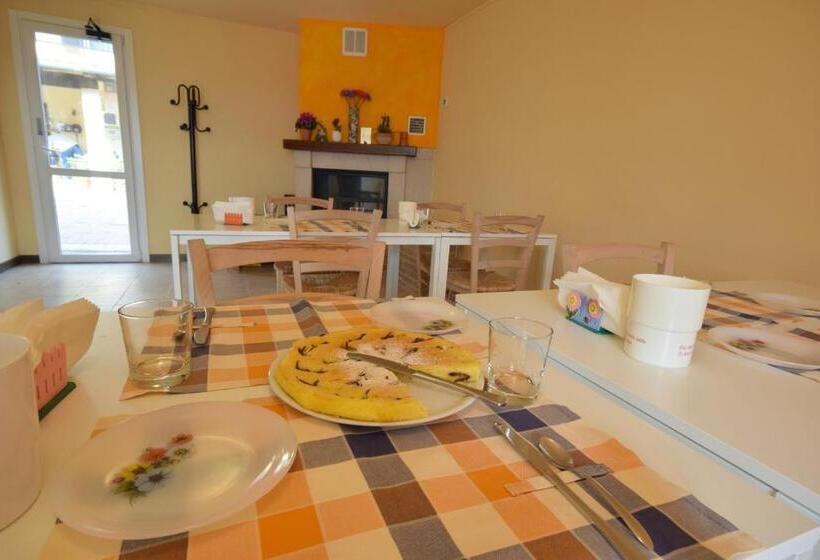 فندق ريفى Agriturismo Al Rifugio Divino