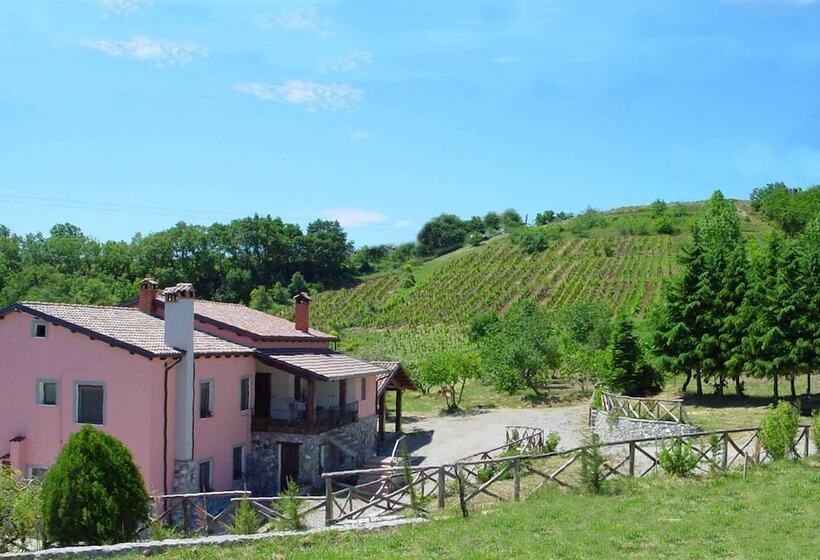 בית מלון כפרי Agriturismo Arcomano