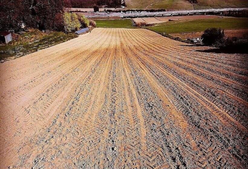 田舎風ホテル Agriturismo Campo Al Sole