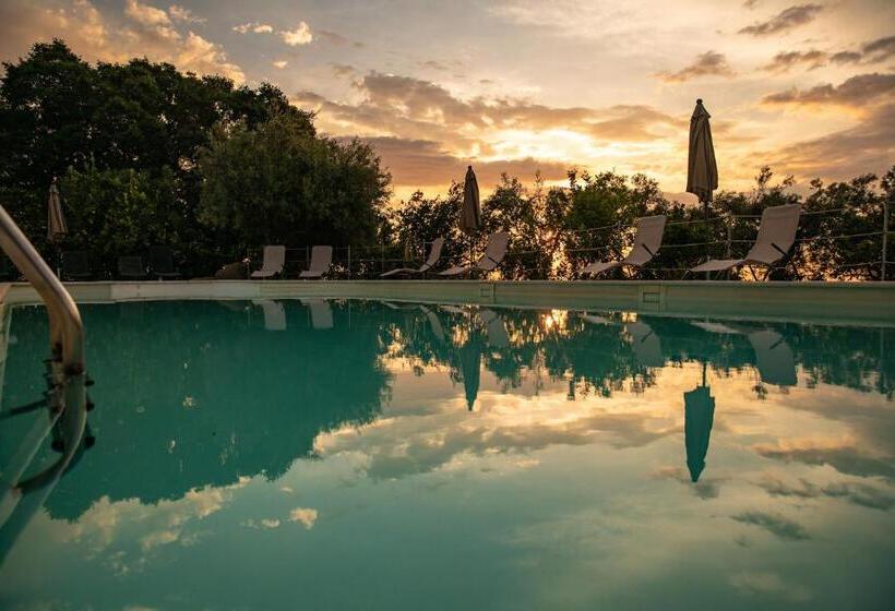 فندق ريفى Agriturismo San Leonardello