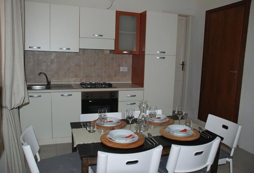 فندق ريفى Agriturismo Vecchia Monta